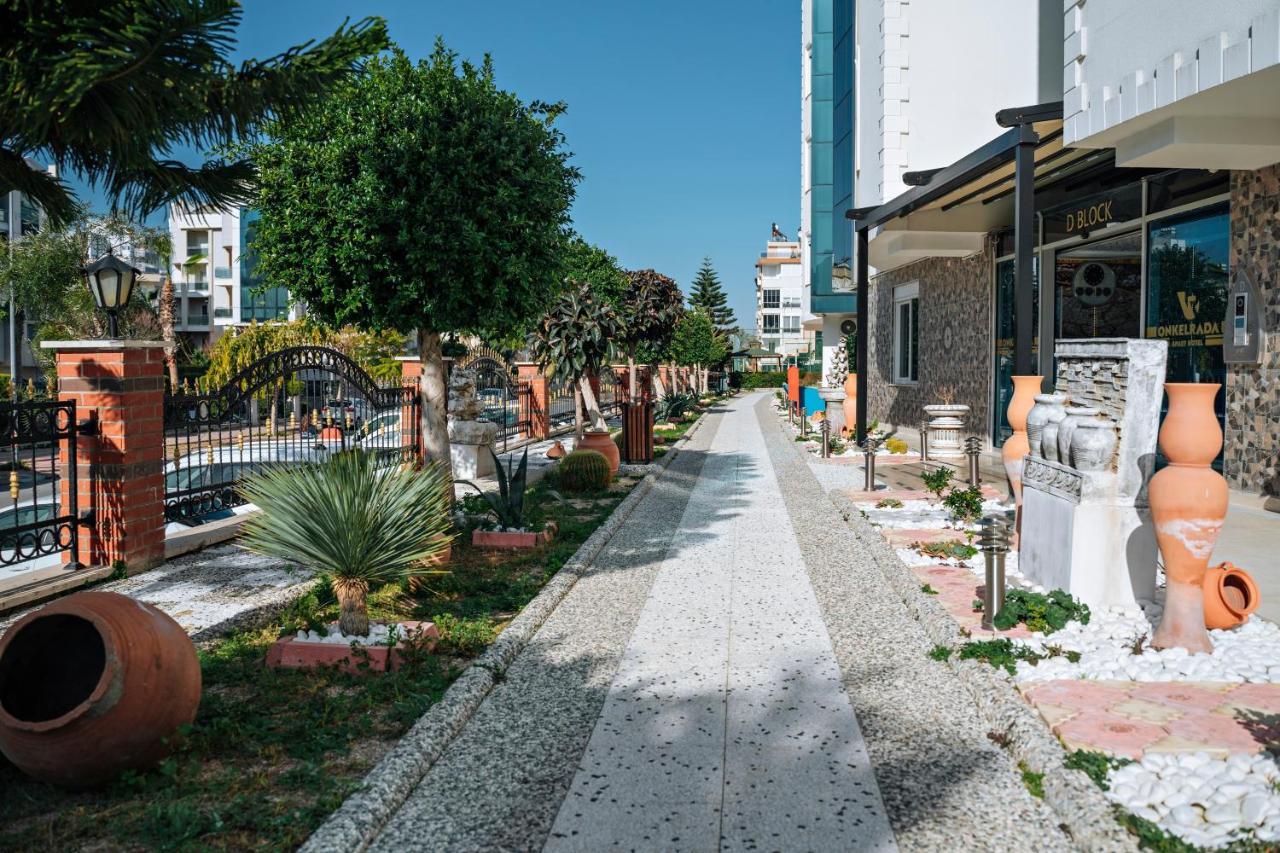 Onkel Rada Apart Hotel Antalya Exteriör bild