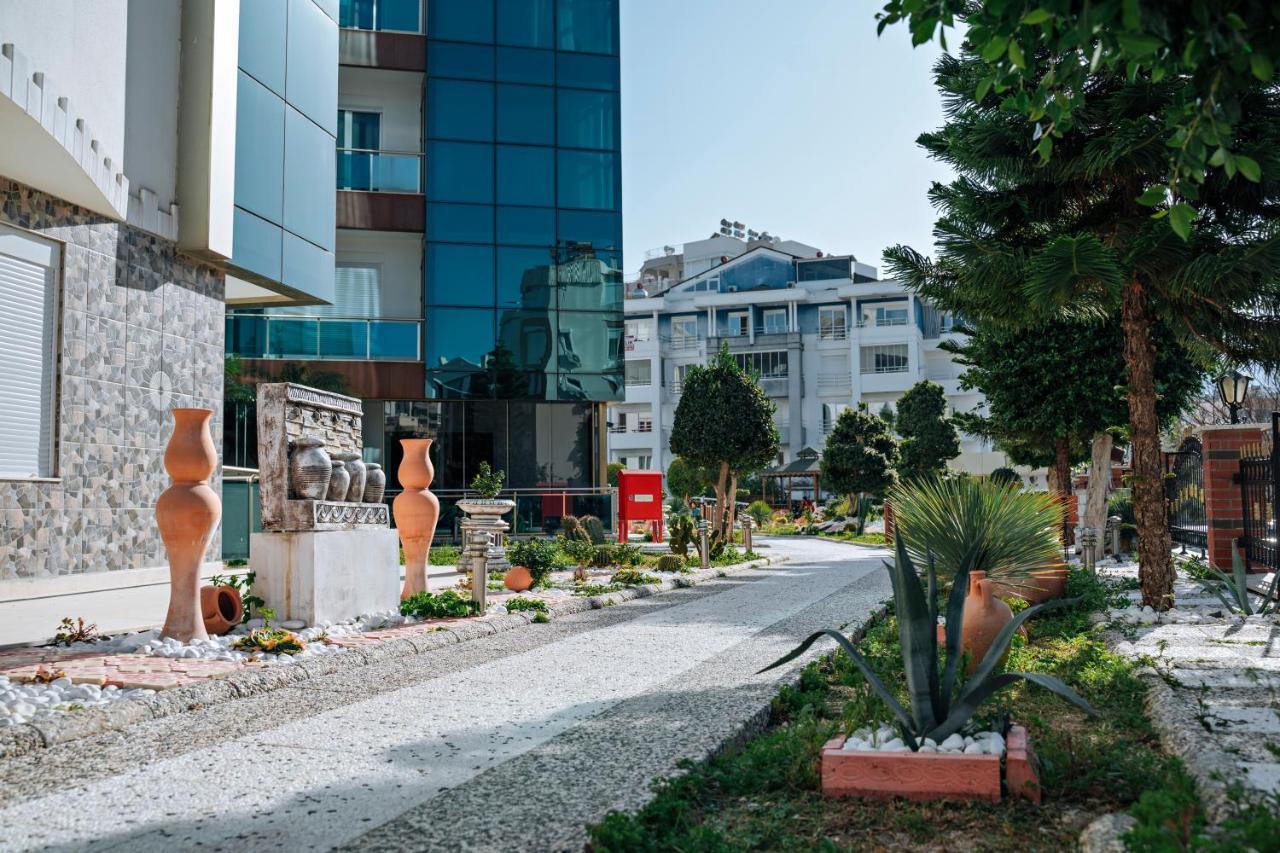 Onkel Rada Apart Hotel Antalya Exteriör bild