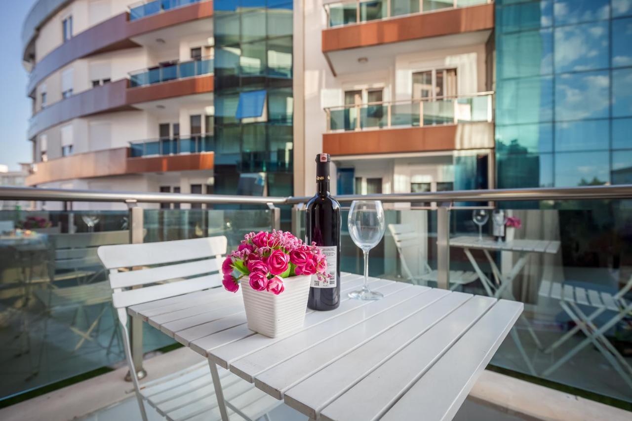 Onkel Rada Apart Hotel Antalya Exteriör bild